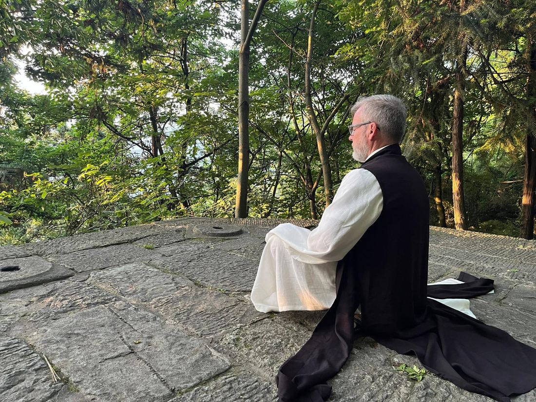 Adi Gorzel in Meditation